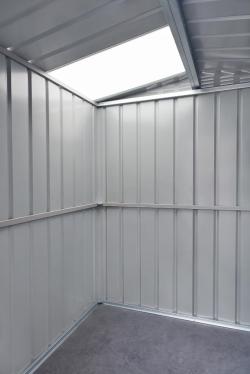 domek GLOBEL 65 ZELENÝ se střešním oknem - V200